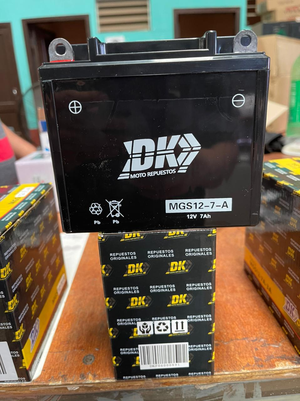 BATERIA 12N7-4A 7AH MF DK HJ125-7/ET200