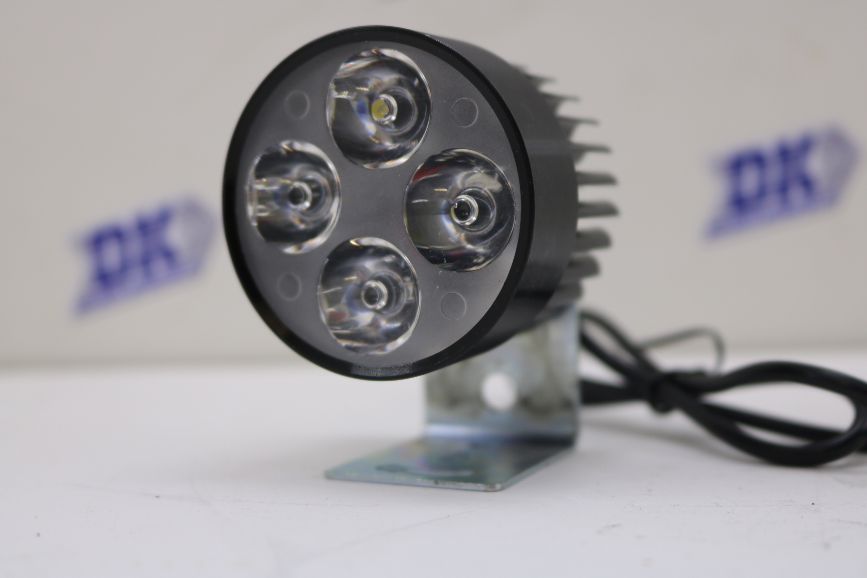 NEBLINERA 4 LED NEGRO