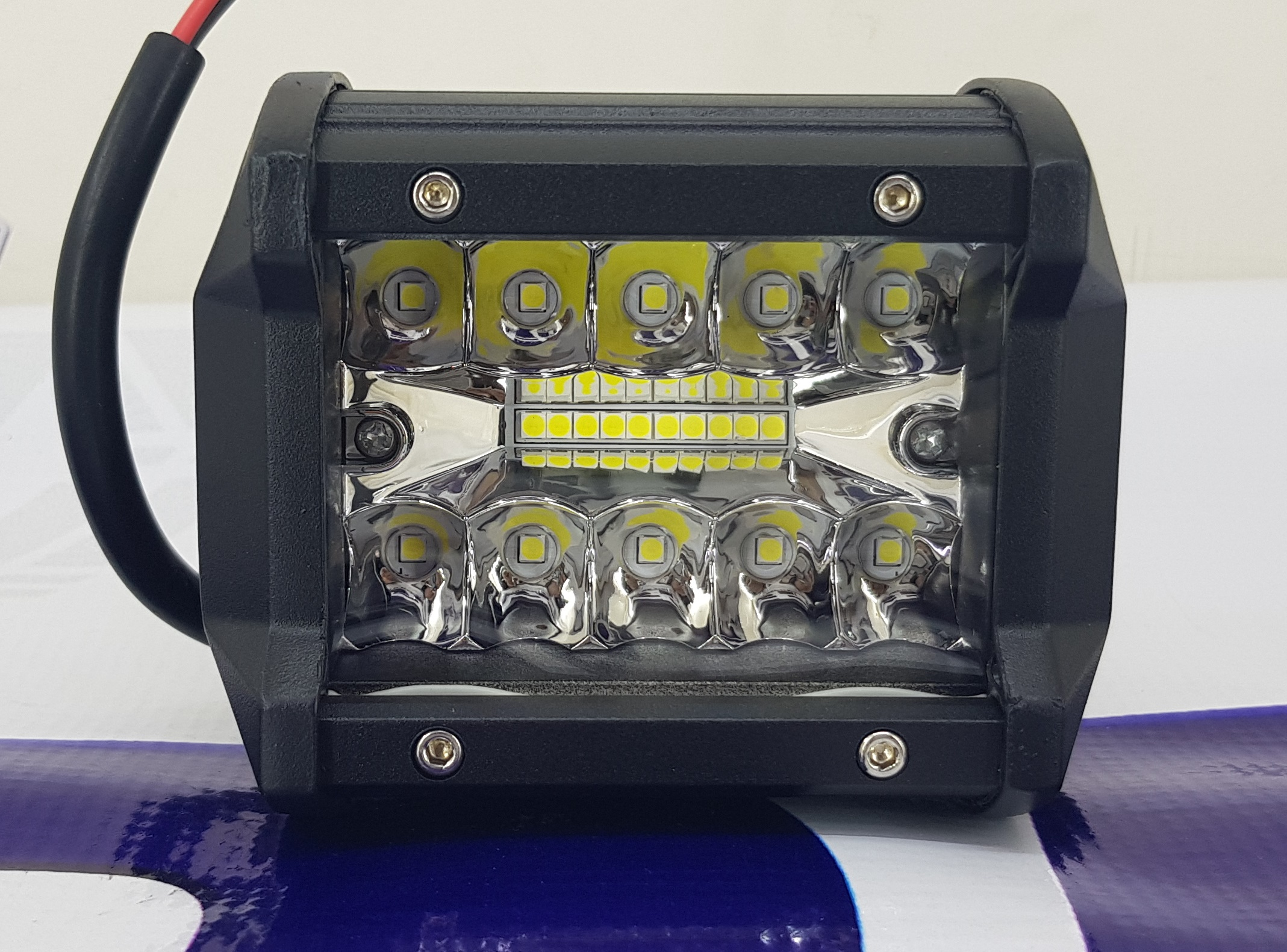 NEBLINERA LED MODEL 3 3" CENTRAL PZA
