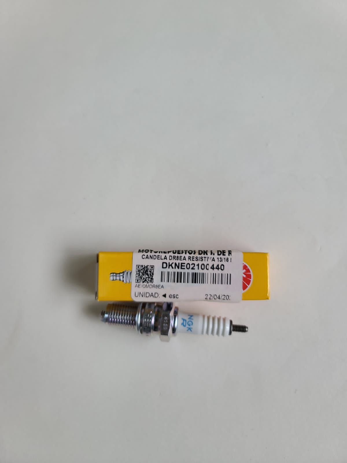 CANDELA DR8EA RESISTIVA 13/16 NGK