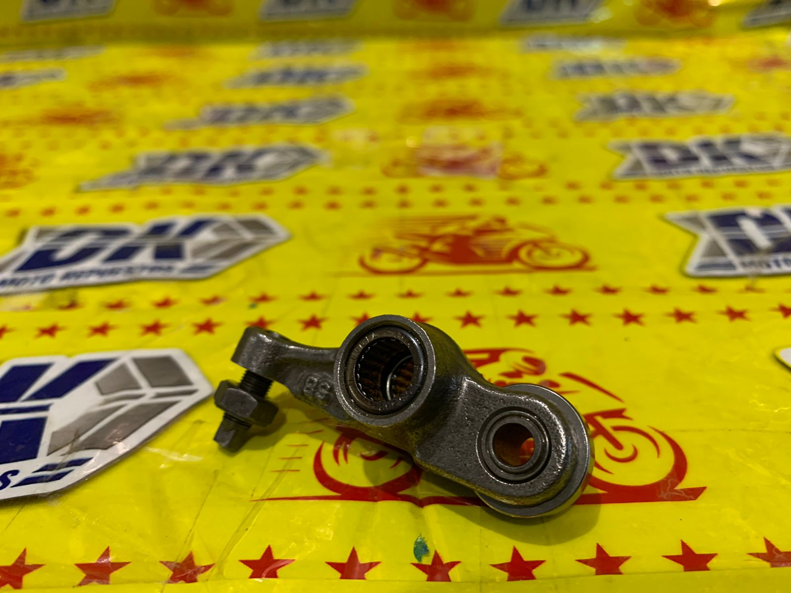 BRAZO IMPULSOR DE VALVULAS BOXER 150