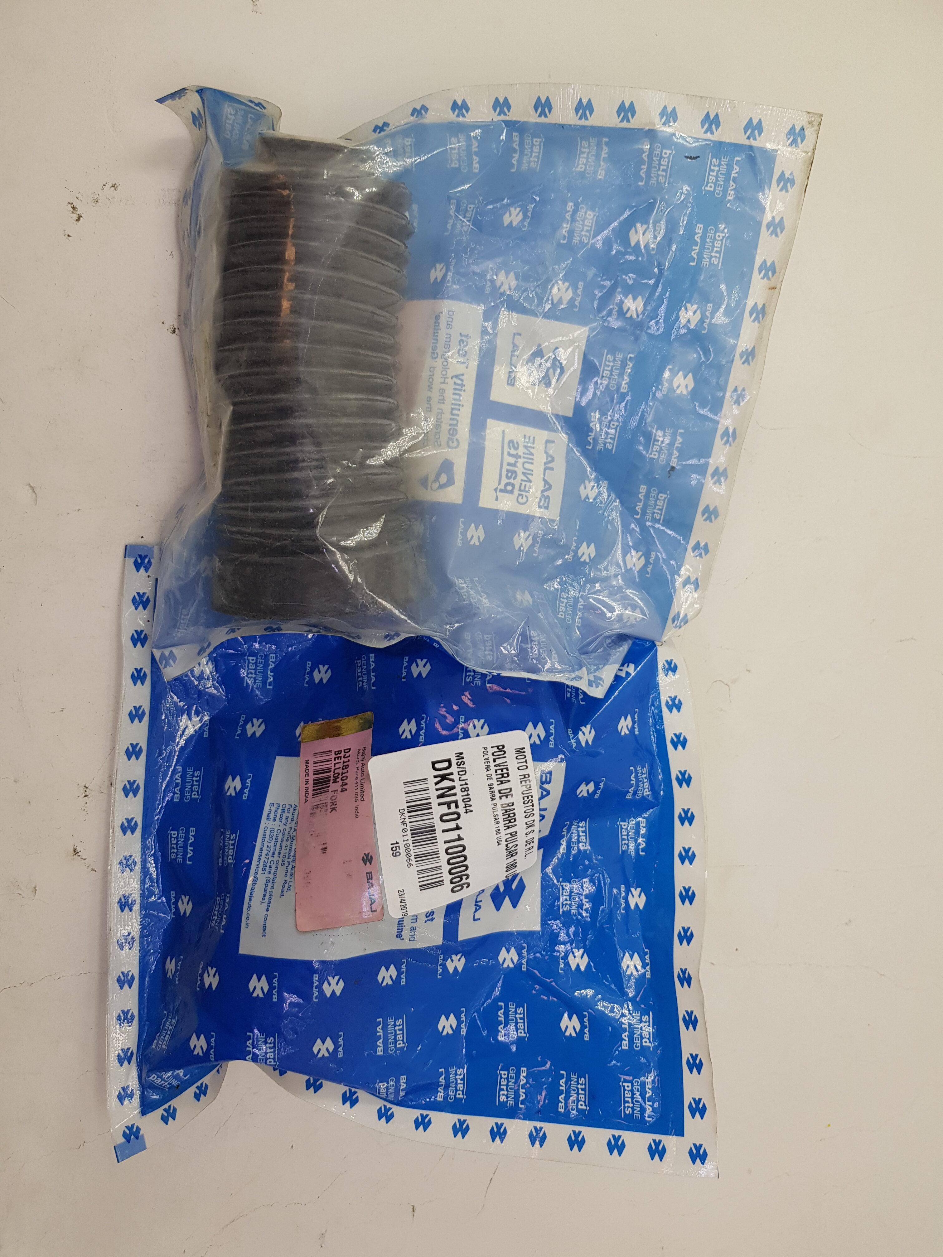 CONJUNTO DE POSAPIE CON BASE UNIVERSAL PAR