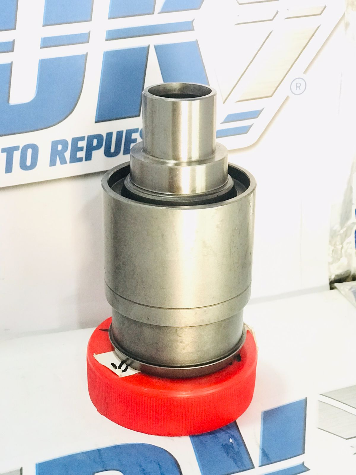 COPA DE FLECHA MEDIANA LADO DEL MOTOR RE 4S