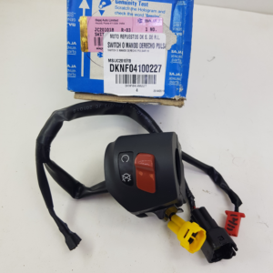 SWITCH O MANDO DERECHO PZA PULSAR 180 UG4 2012