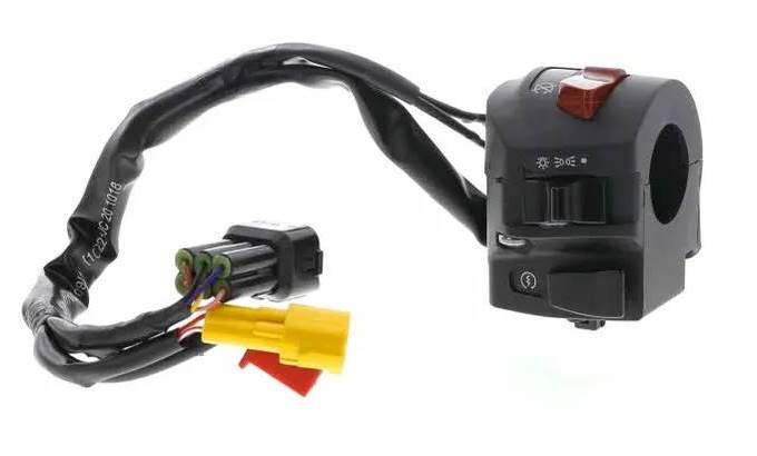 SWITCH O MANDO DERECHO PZA PULSAR 220 UG4