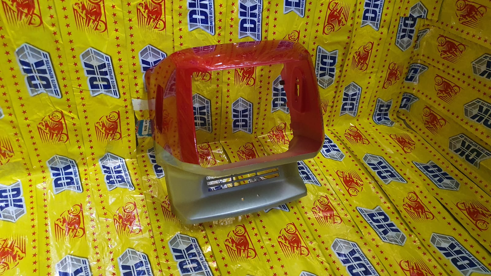 CARENA HJ125-2D/CGL125 ROJA