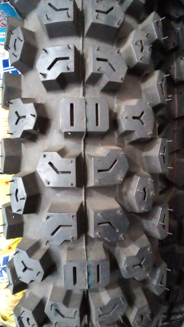 LLANTA 17/ 4.60-17 TRACTORA KENDA 4PR