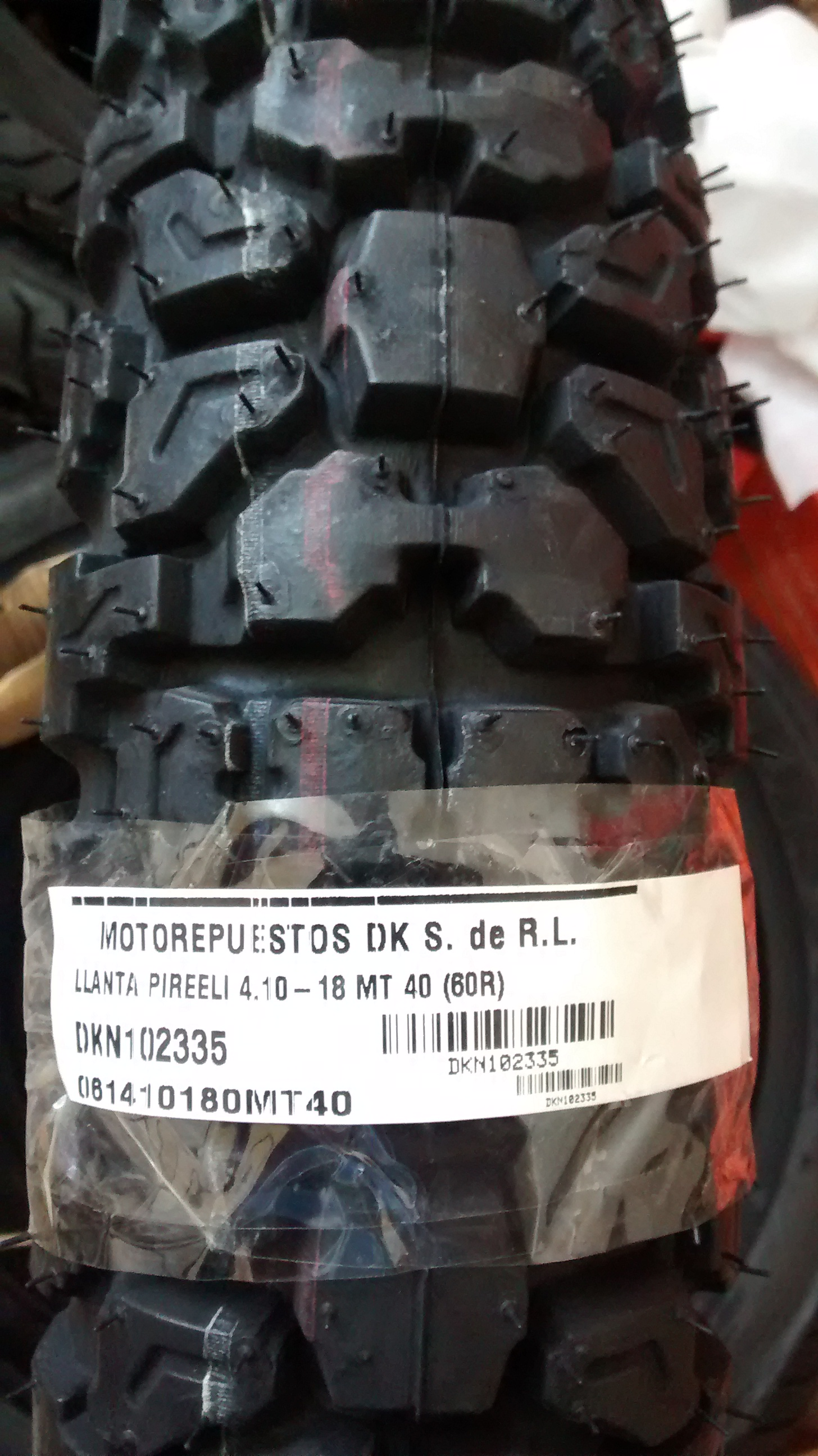 LLANTA 18/ 4.10-18 PIREELI MT 40 (60R)