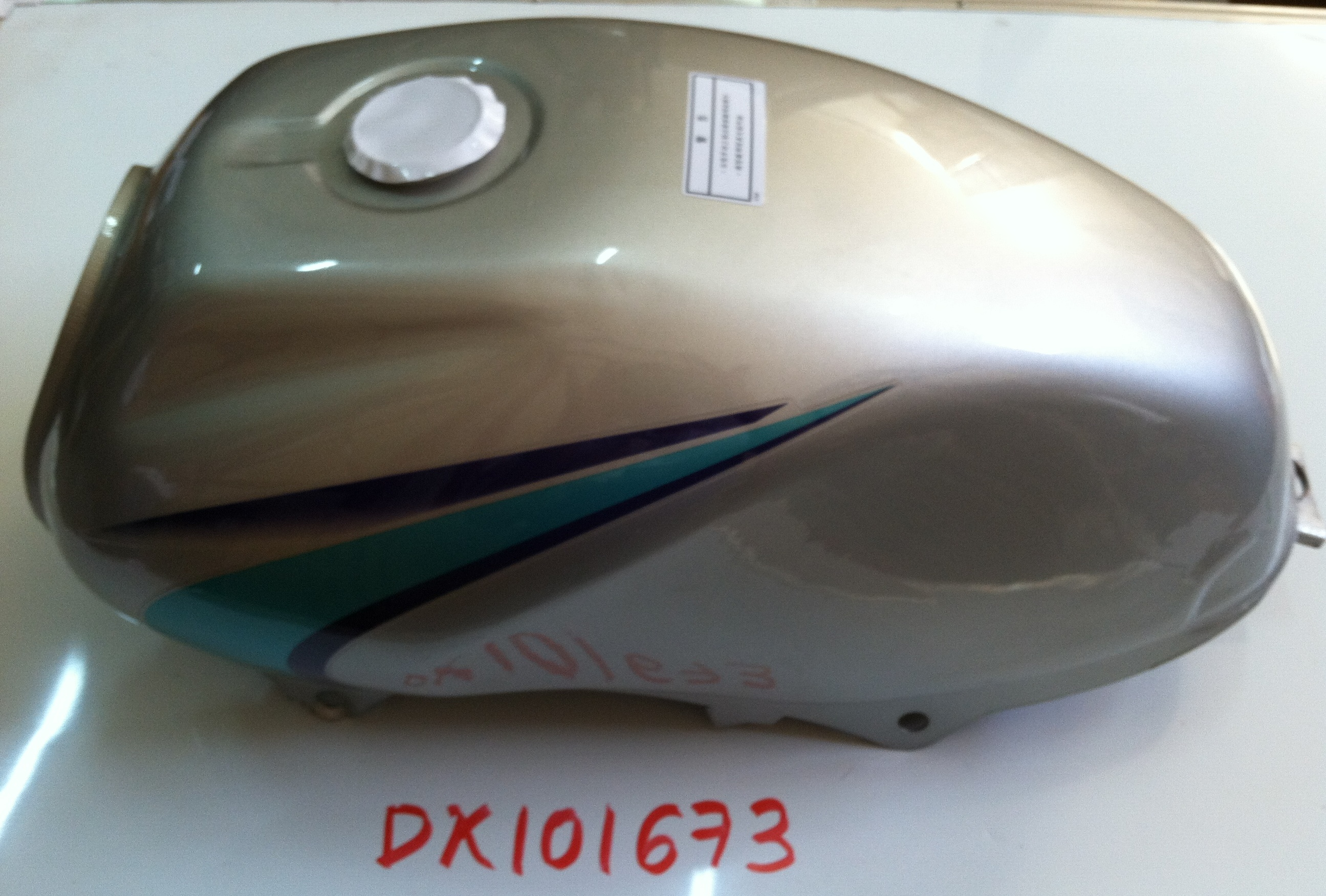 TANQUE DE GAS YBR125 GRIS