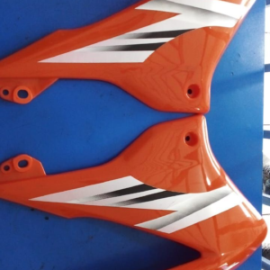 CUBIERTA TANQUE XM200GY-B NARANJA