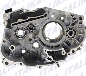 COMPONENTE DE CARTER IZQ NEGRO